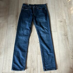 Men’s Levi’s jeans straight leg, size 34